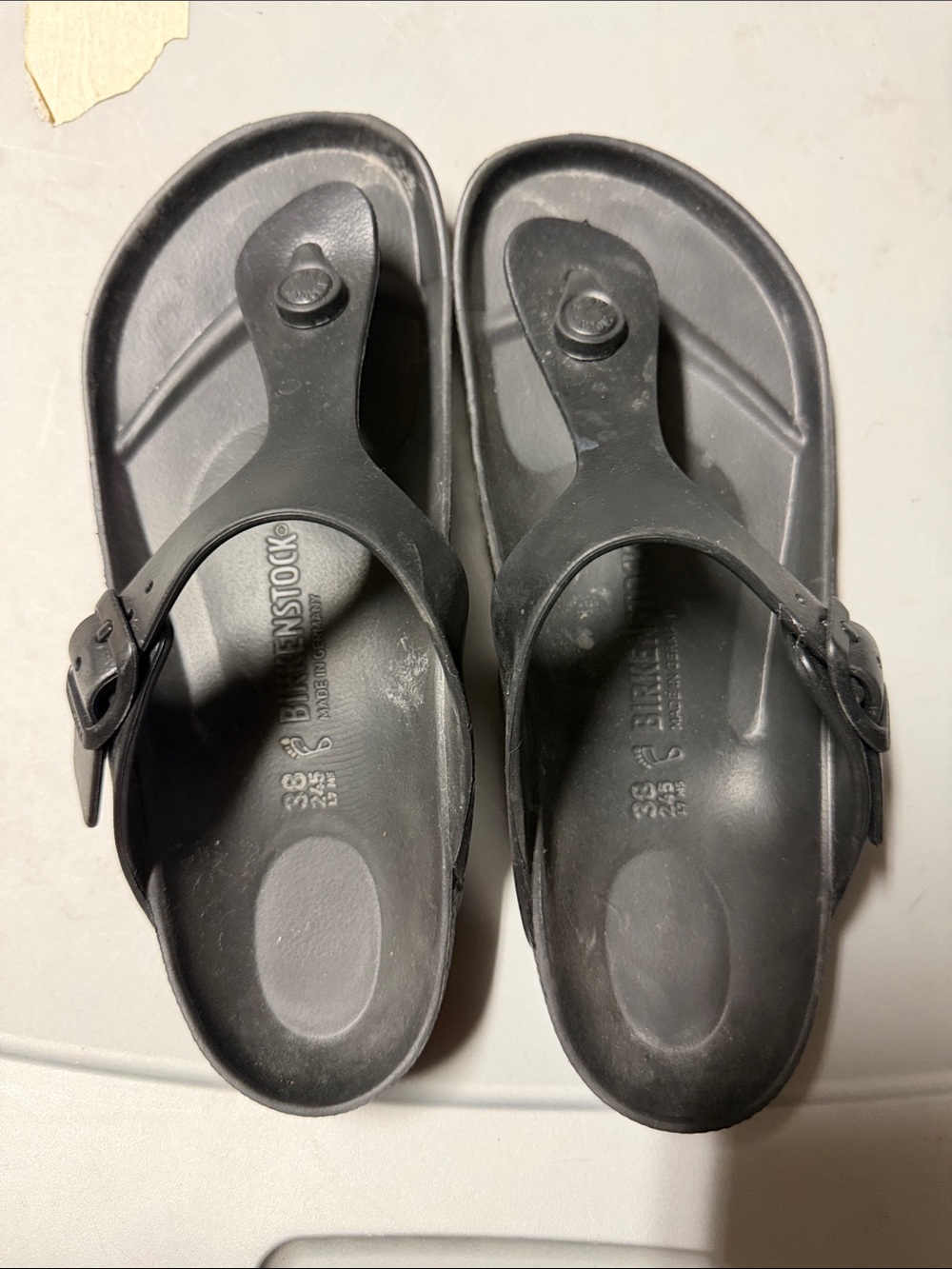 Birkenstock Women’s Black EVA Thong Sandals size 38 (7.5)